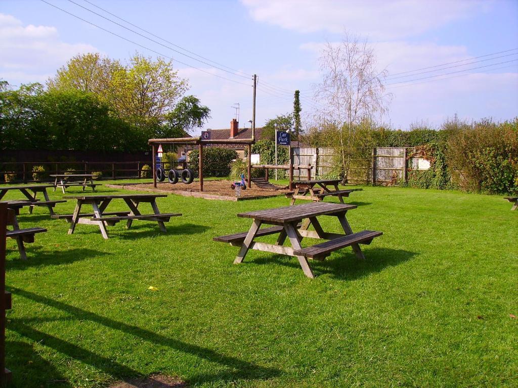 The Bell Inn Frampton on Severn Ngoại thất bức ảnh